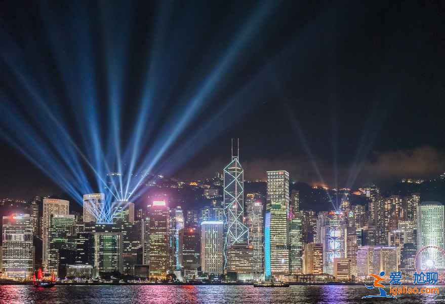 香港維港海上夜游怎么玩，香港維多利亞港夜間游船預(yù)訂，香港維港夜間游船游玩攻略？