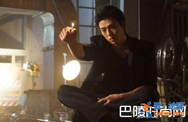 《風云》雄霸是日本人？爆21歲帥兒子出道？