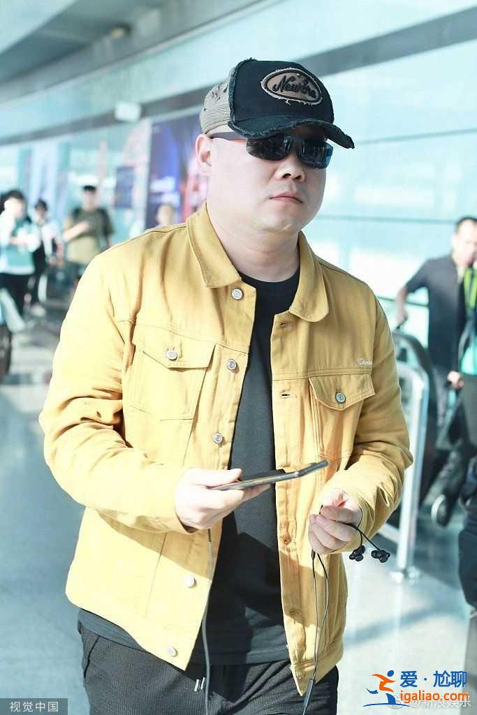 岳云鵬獲“男粉殺手”稱(chēng)號(hào)，有粉絲大喊“我愛(ài)你”，有粉絲是老外