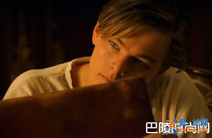 泰坦尼克號另一個結局講什么？？