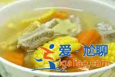 如何燉排骨湯？