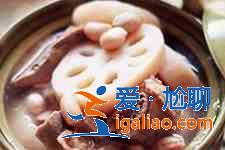 如何燉排骨湯？