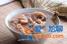 蓮藕排骨湯？