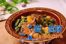 土豆燉排骨的做法？