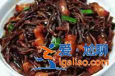 五花肉燉豆角？