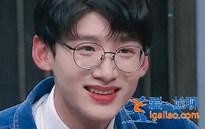 白敬亭是誰(shuí)的兒子 白敬亭談了幾次戀愛(ài)？？
