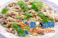 金針菇炒肉的做法？