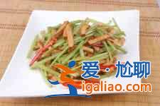 芹菜香干炒肉的做法？