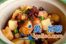 五花肉燉土豆的做法？