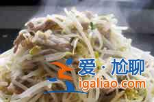 綠豆芽炒肉的做法？