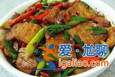 蒜苗回鍋肉？