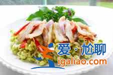 綠豆芽炒肉的做法？