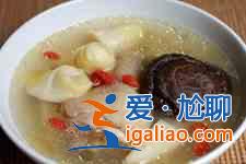 香菇煲雞湯？