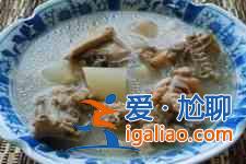 土豆燉雞湯？
