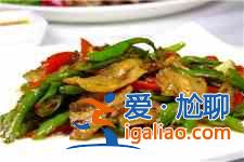 如何做辣椒炒肉？
