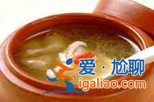 山藥燉雞湯？