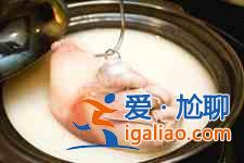 豬肚煲雞的做法？
