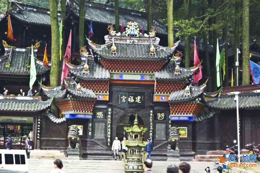 國慶去川西哪里玩，國慶節(jié)去川西好嗎，川西國慶節(jié)景色美嗎？