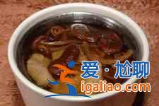 茶樹菇煲雞湯？