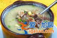 茶樹菇煲雞湯？