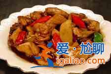雞肉燉土豆的做法？