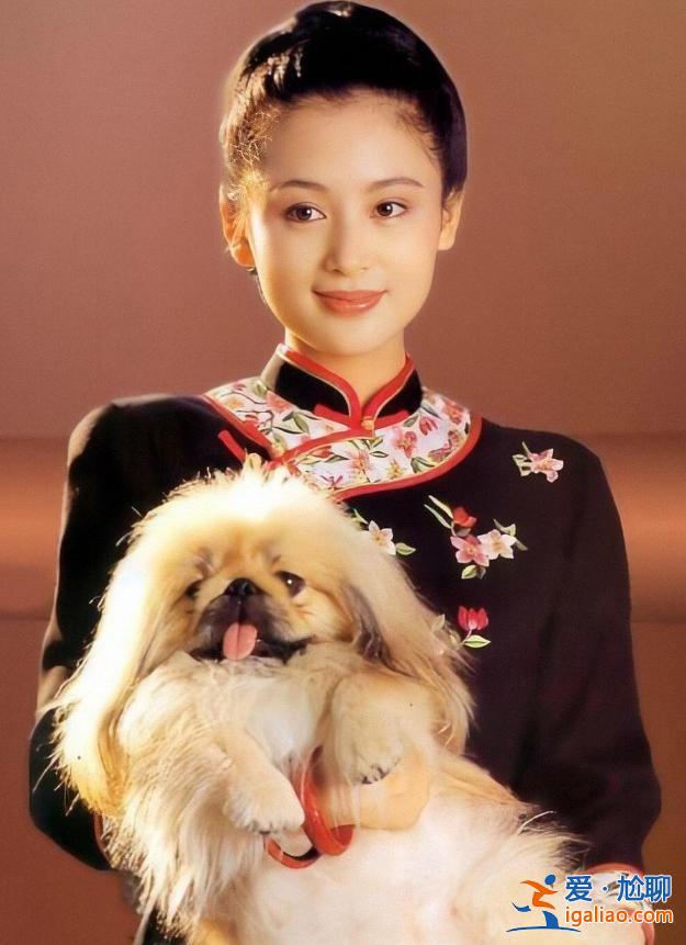 陳紅憑啥被譽(yù)“大陸第一美人”？看她年輕舊照后：怎能美到這程度