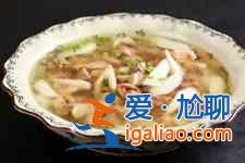 老母雞燉湯的做法？