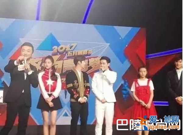 鹿晗吳亦凡同框都是頭條,但倆人關(guān)系真的很尷尬（圖）？