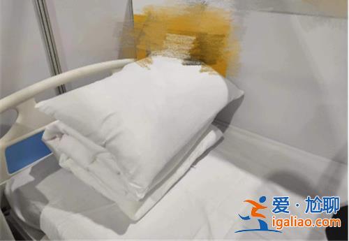 周圍人都有說有笑 伙食還不錯？