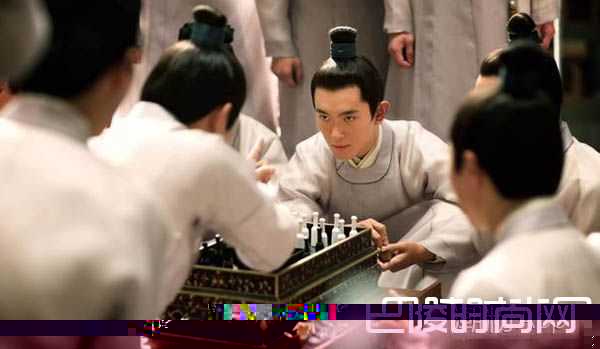 《凰權(quán)弈天下》質(zhì)感劇照吸引眼球？白敬亭新造型狂圈粉？