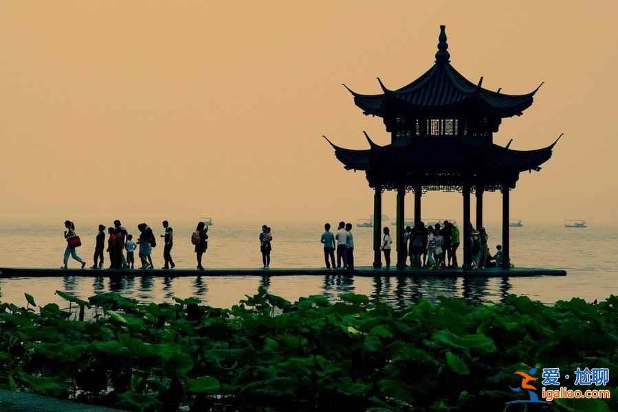去詩(shī)詞中的美麗景點(diǎn)旅游吧??？
