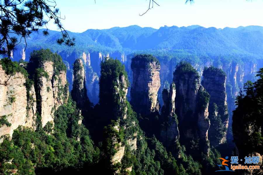 湖光山色：中國最美的五大峰林？
