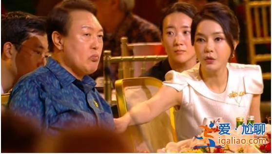 韓第一夫人被指模仿女神赫本 屢次引爭(zhēng)議是韓政府轉(zhuǎn)移注意力的手段？？