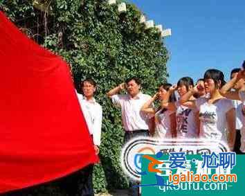 作為大學生黨員如何發(fā)揮先鋒模范作用？