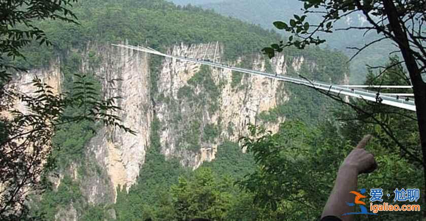 世界最長、最高的全透明玻璃橋——張家界玻璃橋?qū)⒂?月向游客開放？