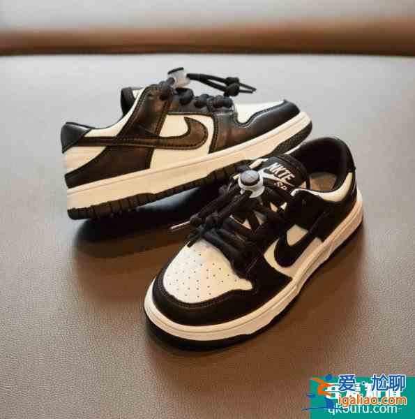 aj和耐克怎么區(qū)分 aj和nike什么關(guān)系？