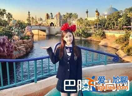 王思聰新戀情曝光 牽手新任女友米咪逛街？