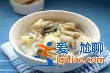 海蠣子燉豆腐？