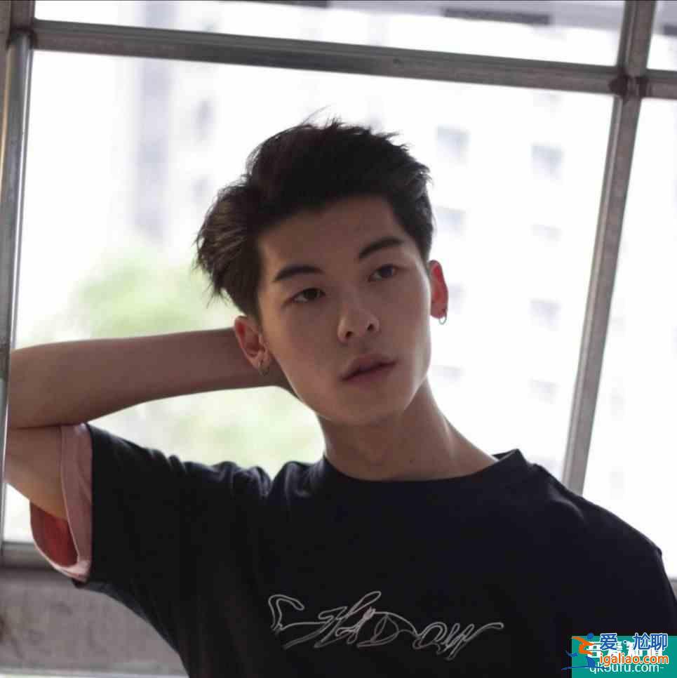 許光漢：隔離了14天就是來領(lǐng)這個獎的 獲得年度中國港臺藝人獎項？