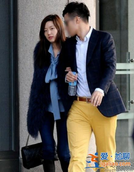 全智賢被曝已和丈夫離婚？豪門丈夫疑似出軌，男方離家出走