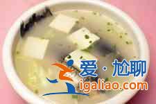 鯽魚燉豆腐的做法？