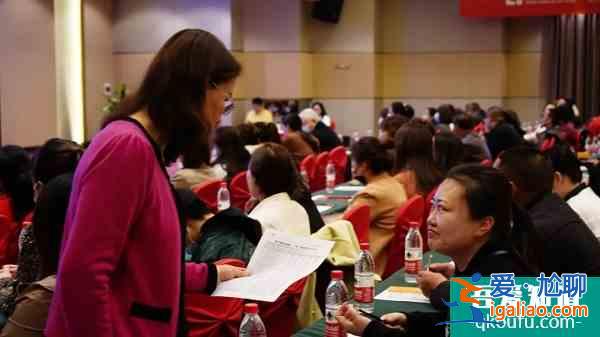 “愛與幸?！庇芰謱鲐鳛榧议L，你“真的愛”孩子嗎？？