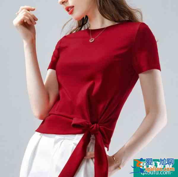 衣服打結(jié)后怎么才能不松開 體恤衫怎么打結(jié)好看？
