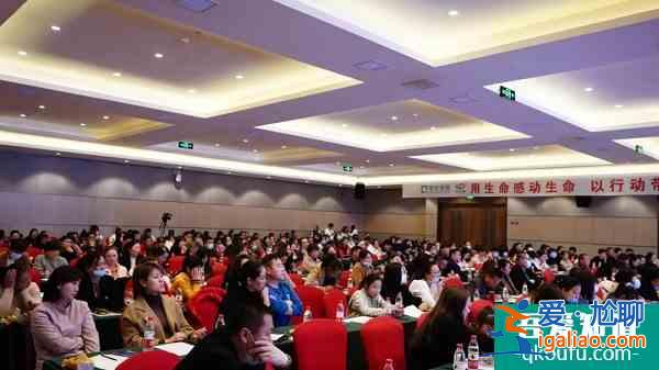 “愛與幸?！庇芰謱鲐鳛榧议L，你“真的愛”孩子嗎？？