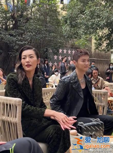 鹿晗劉雯同框生圖曝光！ 帥哥美女好養(yǎng)眼