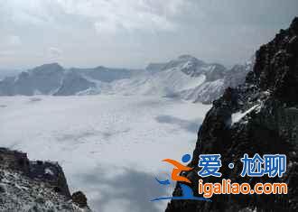 長白山萬達滑雪場門票多少錢，長白山萬達小鎮(zhèn)住哪好？