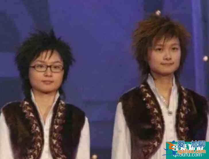 李宇春周筆暢15年后再同框 同框樣貌似姐妹？