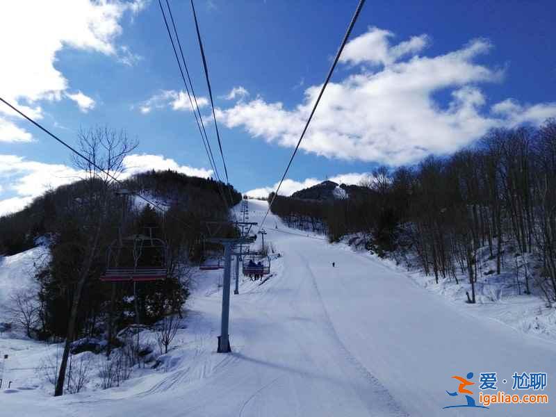 何必苦苦等下雪，去世界上降雪量最大的城市旅行玩雪！？