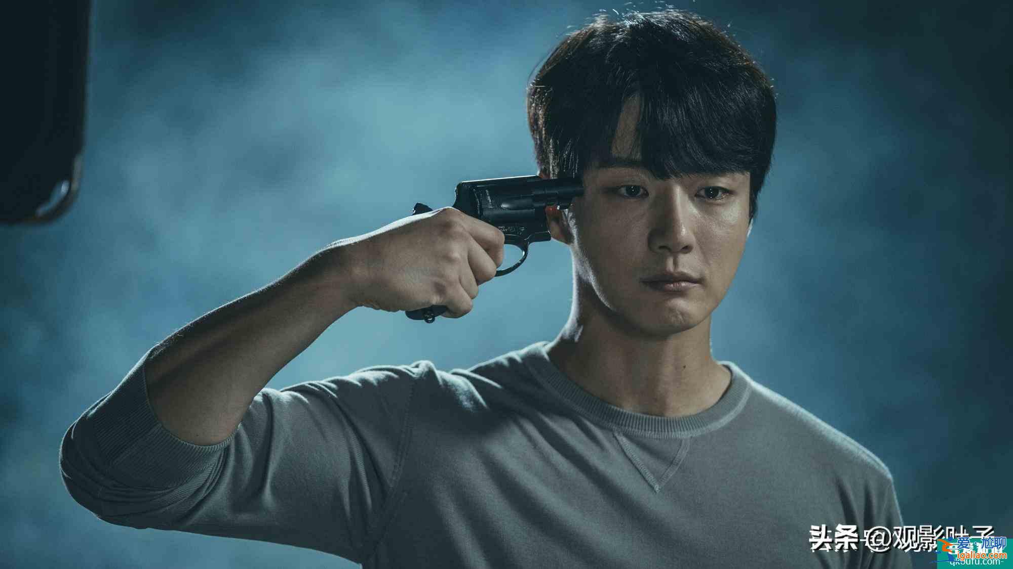 《火車》：3個世界2個人1列火車，生死相依不離不棄的愛情？