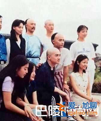 還珠格格合照曝光 16歲范冰冰丫鬟秒殺格格趙薇林心如？
